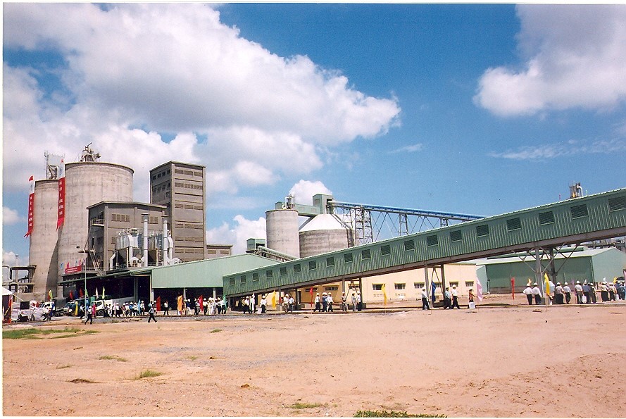 Nhà máy Xi măng Phương Nam