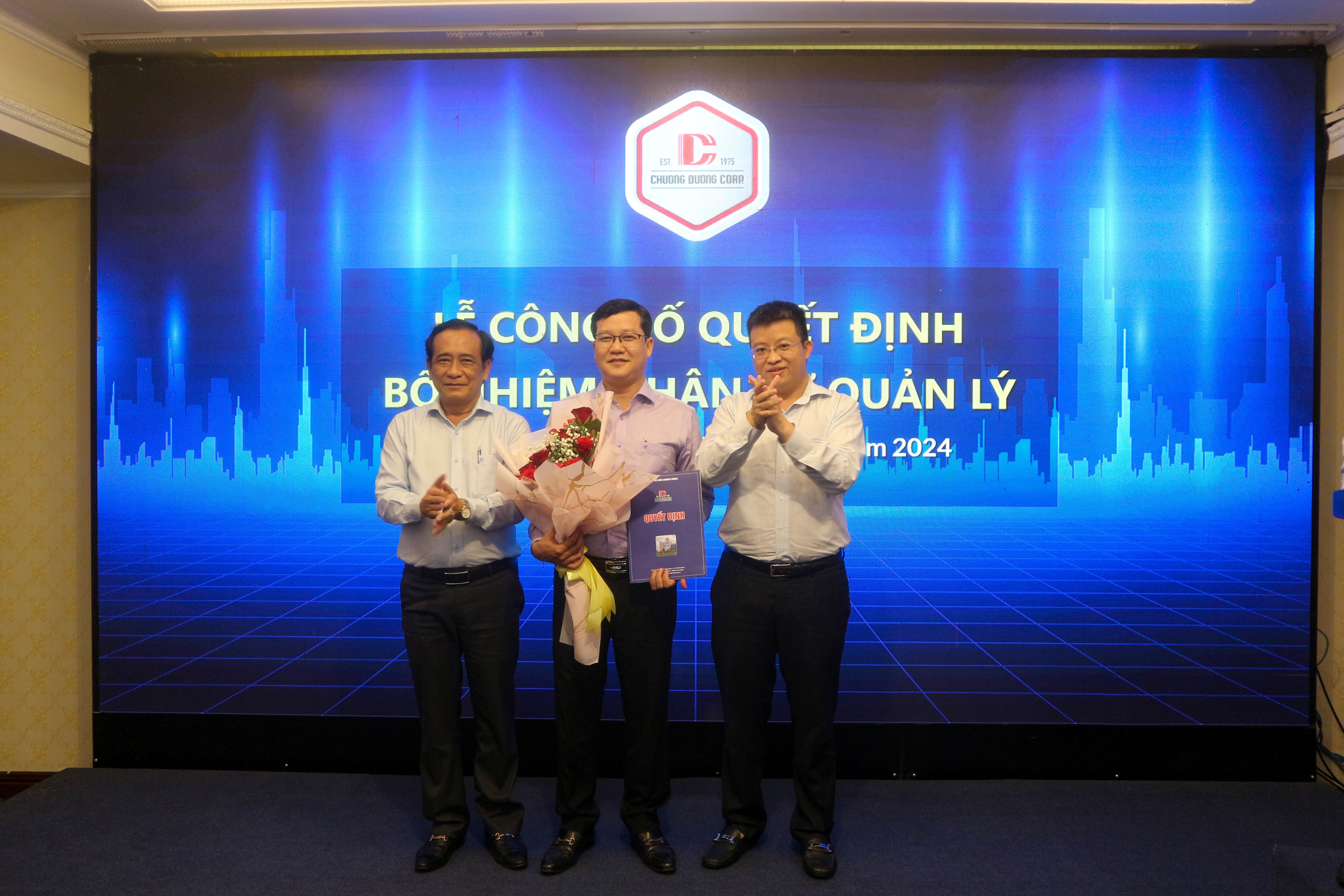 HỘI NGHỊ TỔNG KẾT NĂM 2023 VÀ KẾ HOẠCH PHÁT TRIỂN NĂM 2024